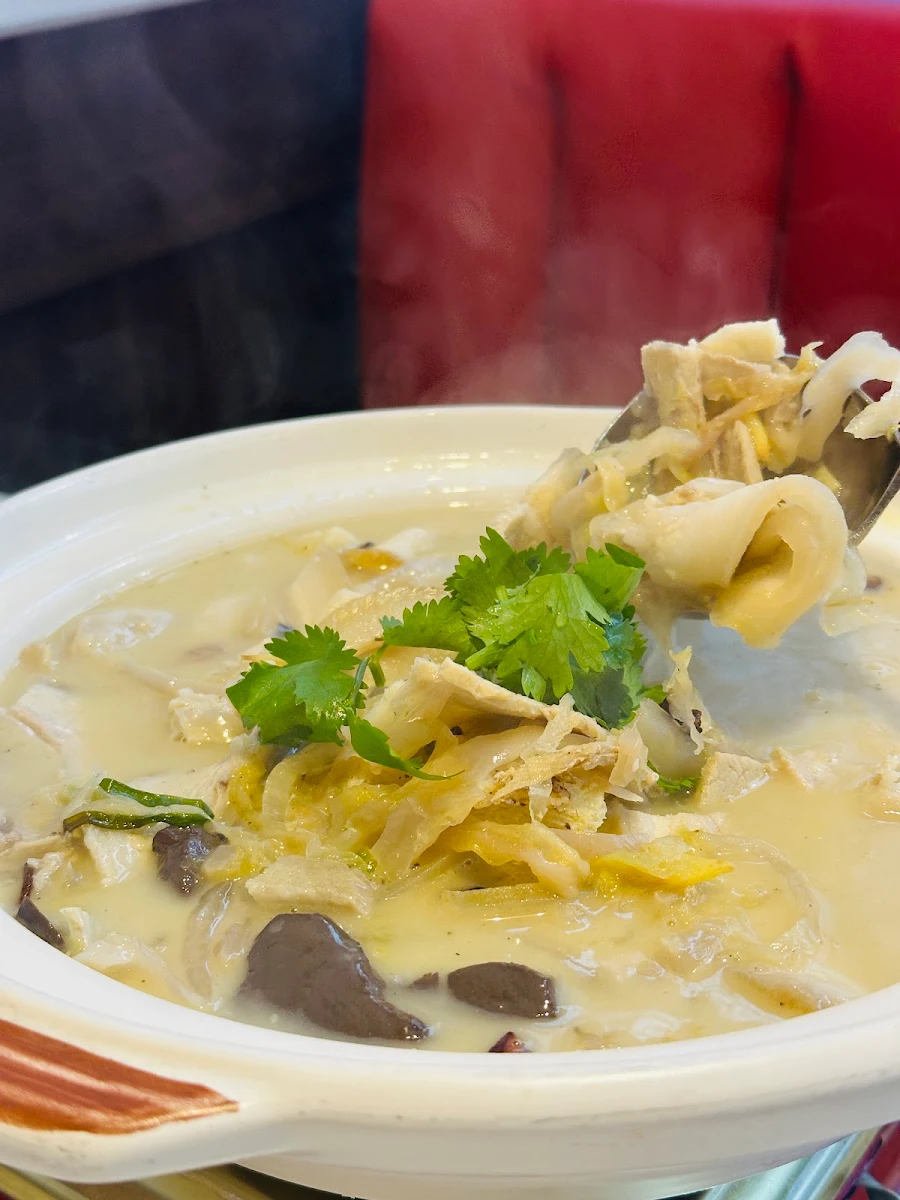 fish fillet in golden soup 金汤酸菜鱼